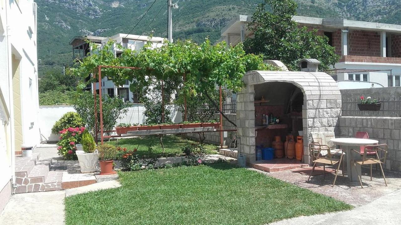 Apartments Avdic Sutomore Bagian luar foto